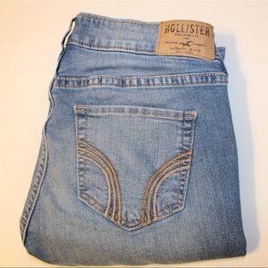 Hollister jeans size 5 short!